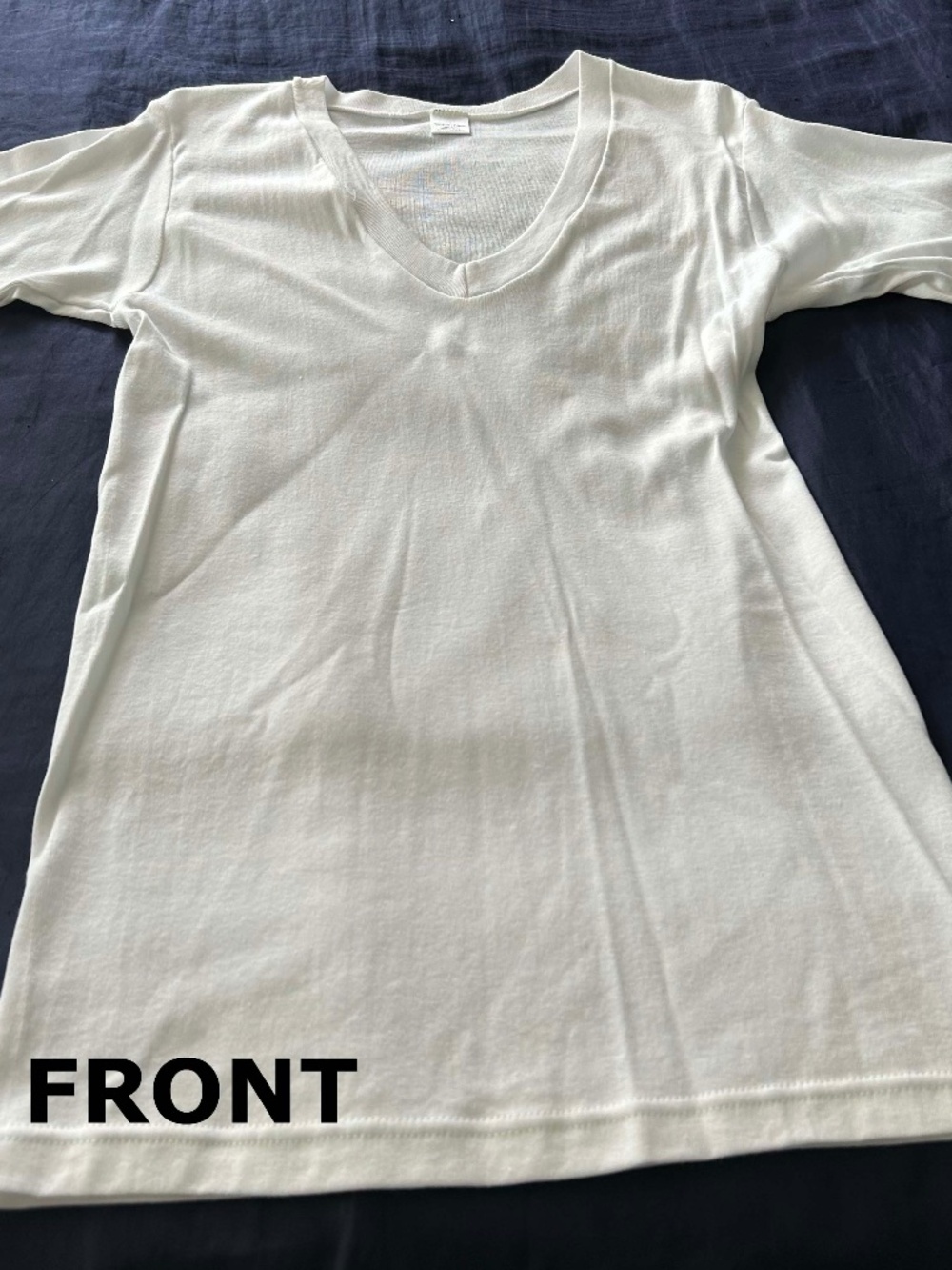 T-SHIRT, VEE NECK, WHITE, SIZE L, COTTON, STRETCHY, CALVIN KLEIN, NEW NEVER WORN